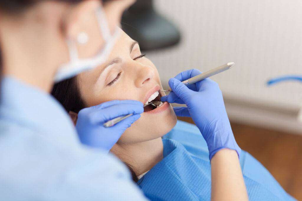 Women_UNder_Oral_Sedation Women_UNder_Oral_Sedation